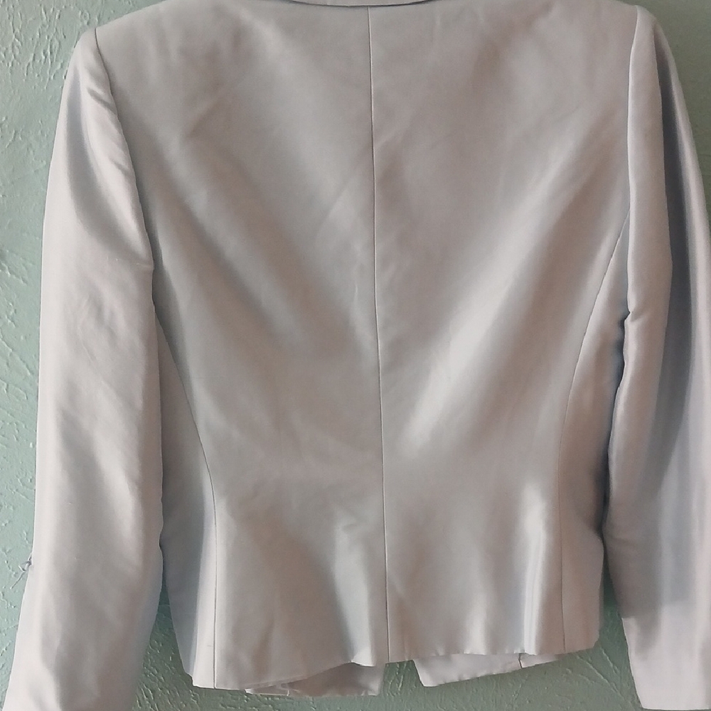 Tahari Pale Blue Silk Skirt Suit Size 6P - Picture 8 of 11